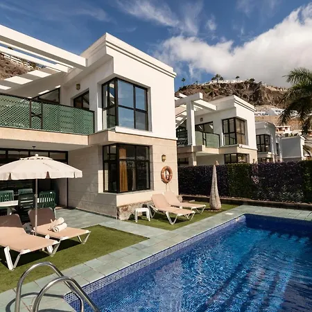 Sunshine Villa *