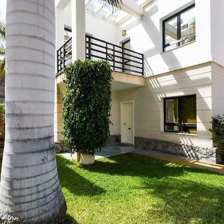 Sunshine Villa *